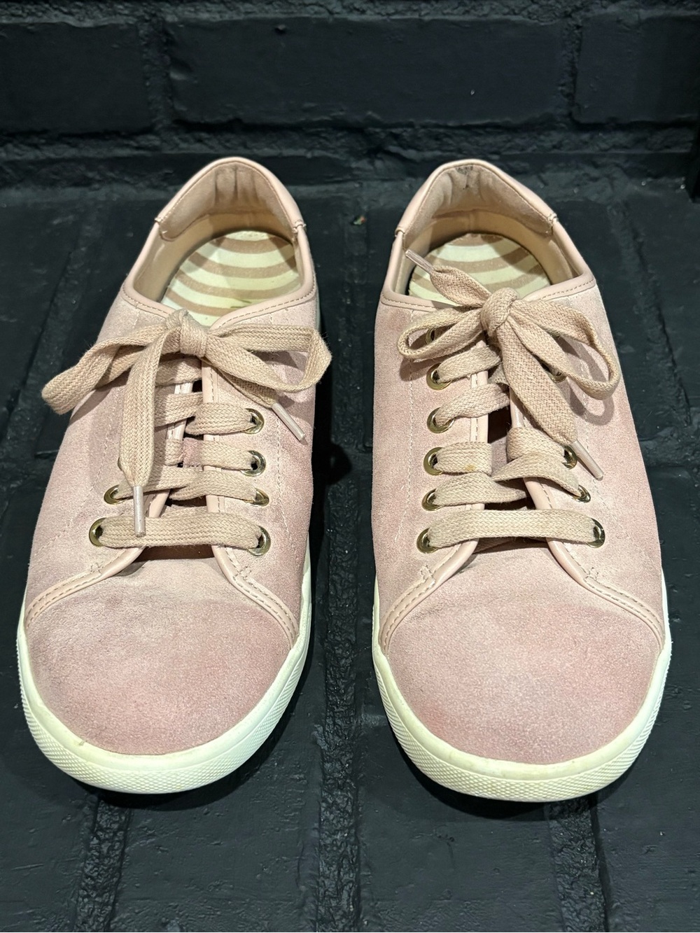 Women's Vionic Casual Suede Lace-Up Sneakers in Blush Pink